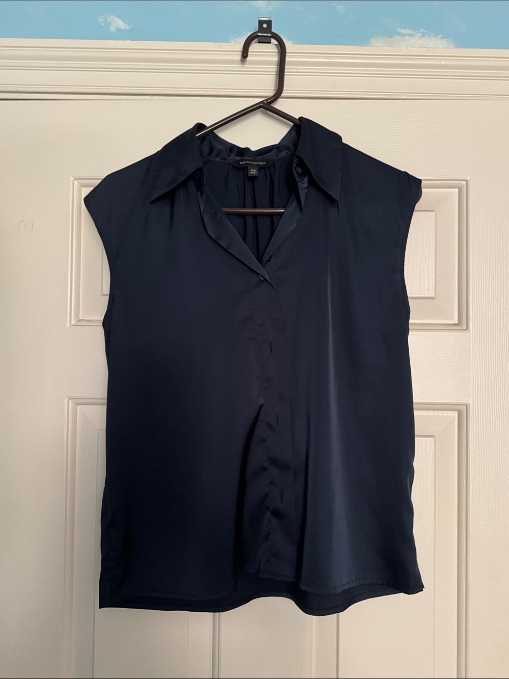 Banana Republic Dark Navy Sleeveless Button-Front Blouse
